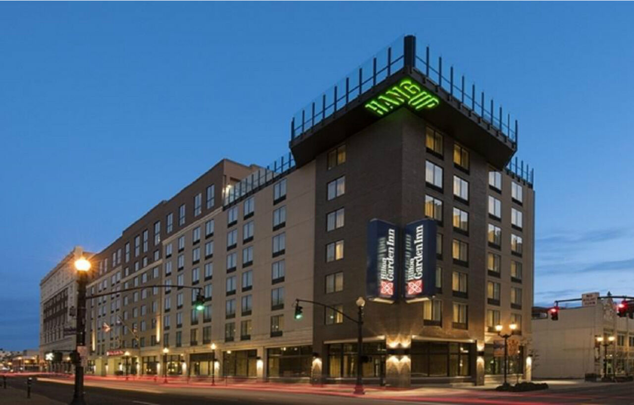 Hilton Garden Inn Louisville Downtown Exterior foto
